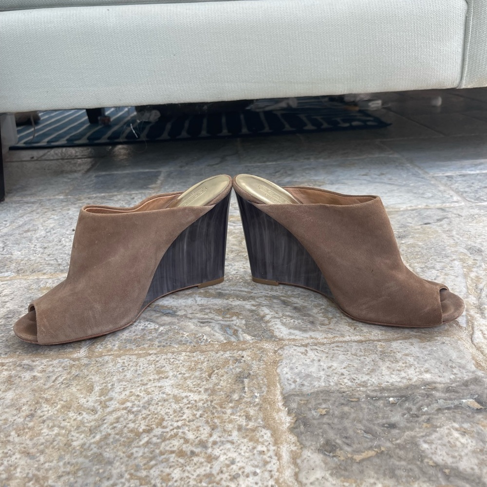 Coach Hollie Beige Suede Wedge Size 8